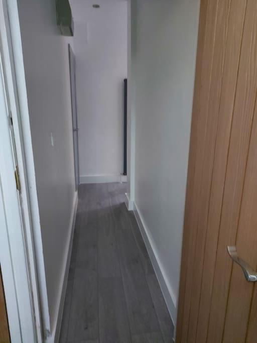 Home Away Barking Barking  Dış mekan fotoğraf