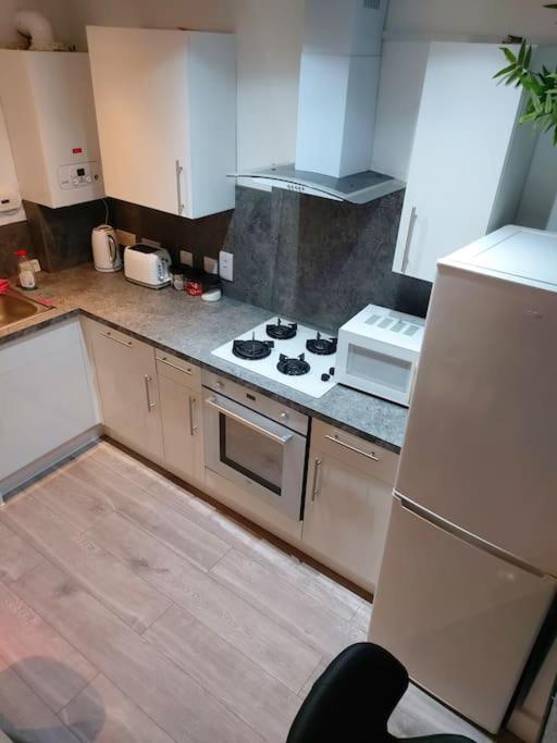 Home Away Barking Barking  Dış mekan fotoğraf